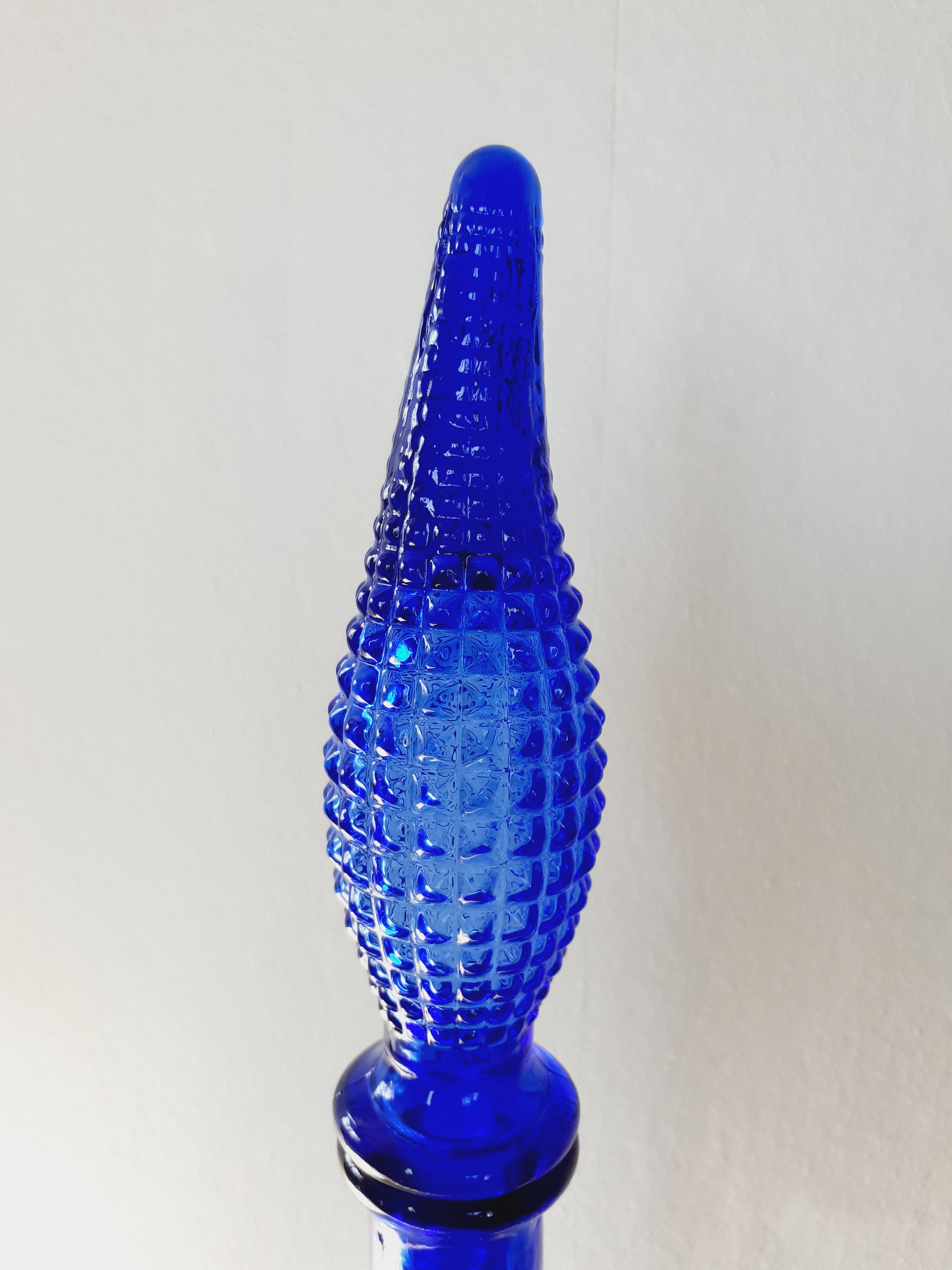 Polite decanter