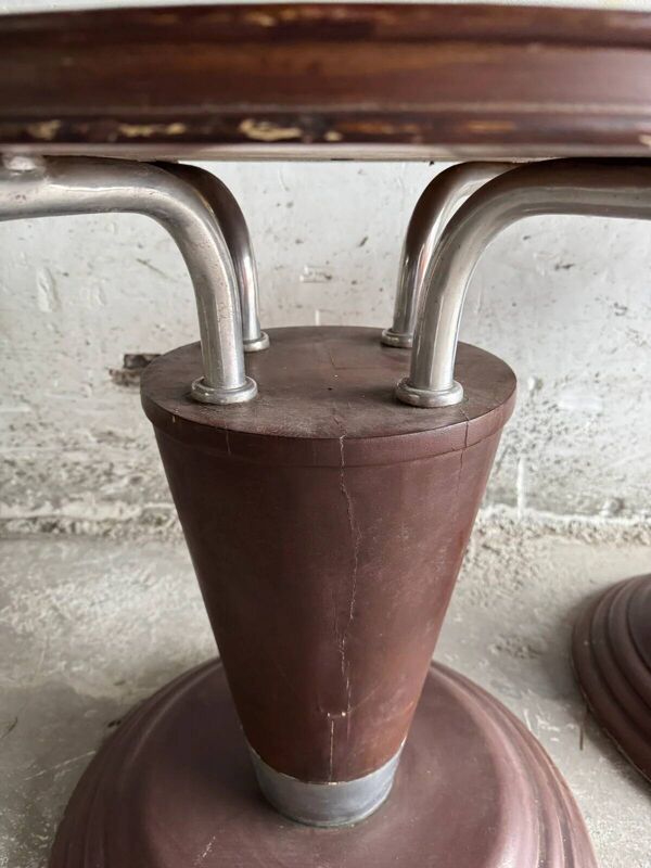 Table d'appoint Art Nouveau en bois naturel et cannage tressé incrusté de détails métalliques — France, vers 1900