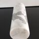 Vase en marbre blanc