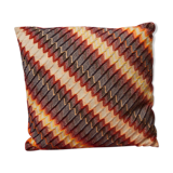 Zigzag cushion 70