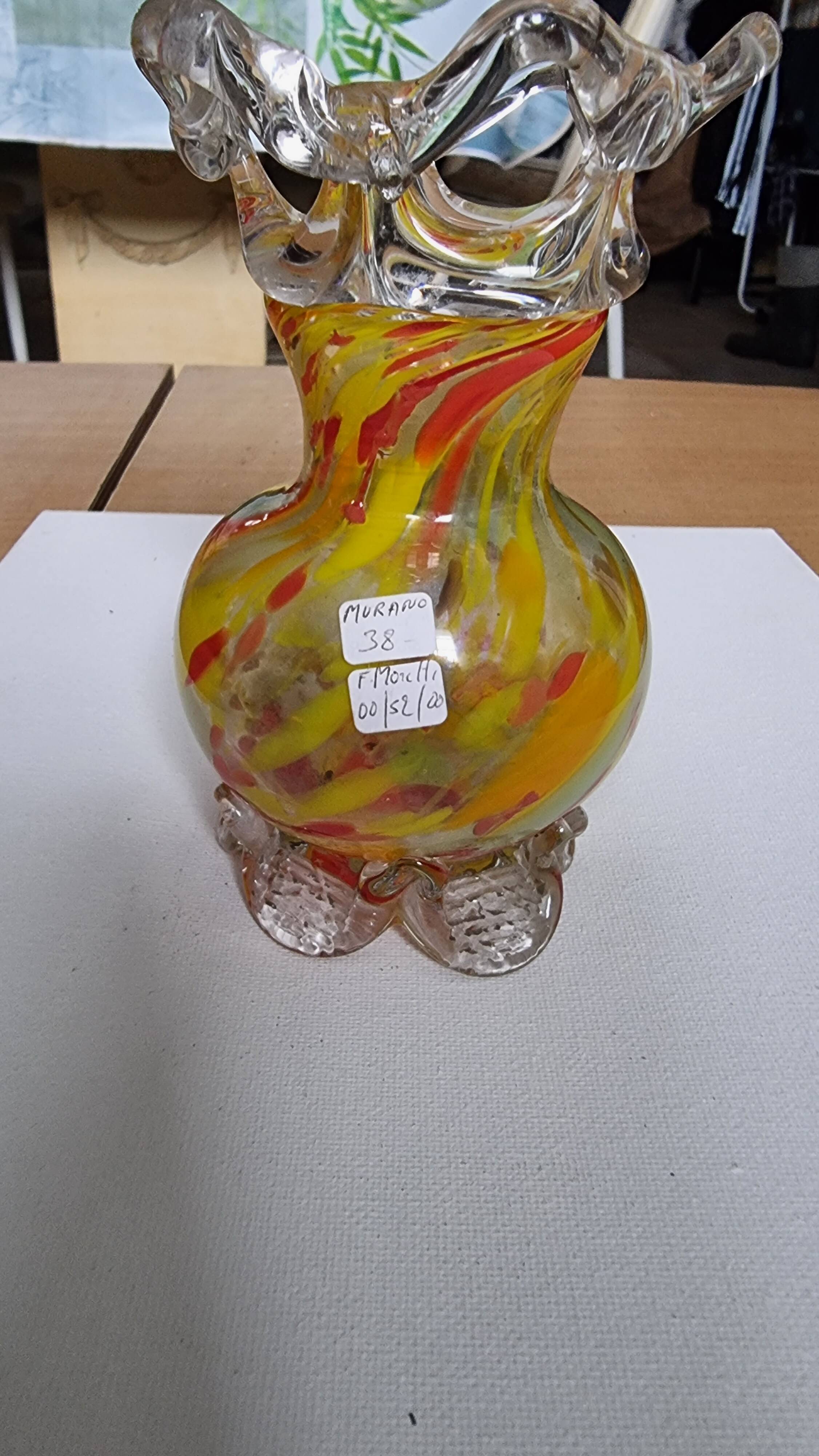 Small multicolor Murano vase