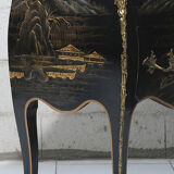 Commode en bois laqué