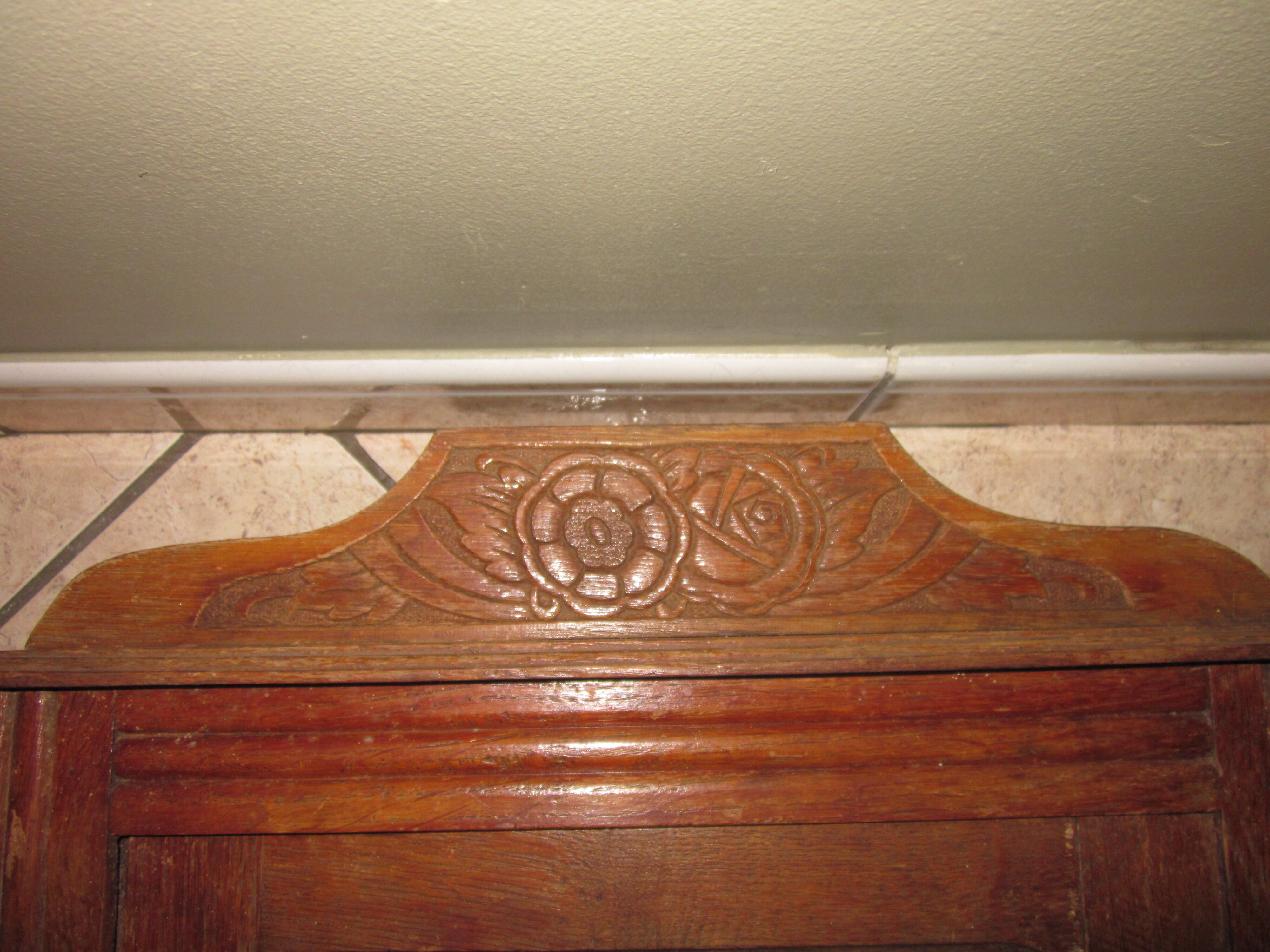 Armoire de toilette ou pharmacie