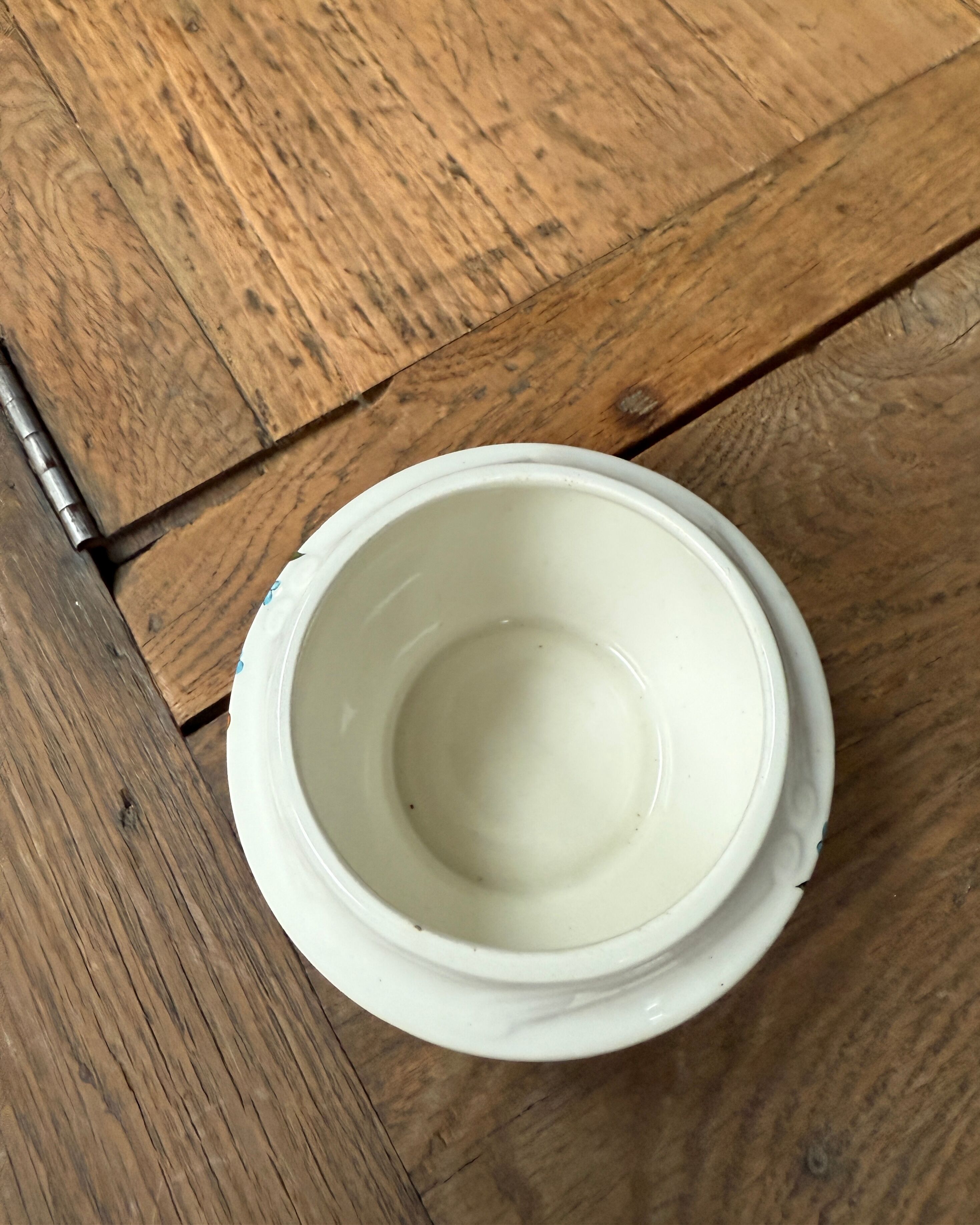 Vintage sugar bowl in Gien porcelain
