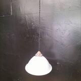 Opaline suspension