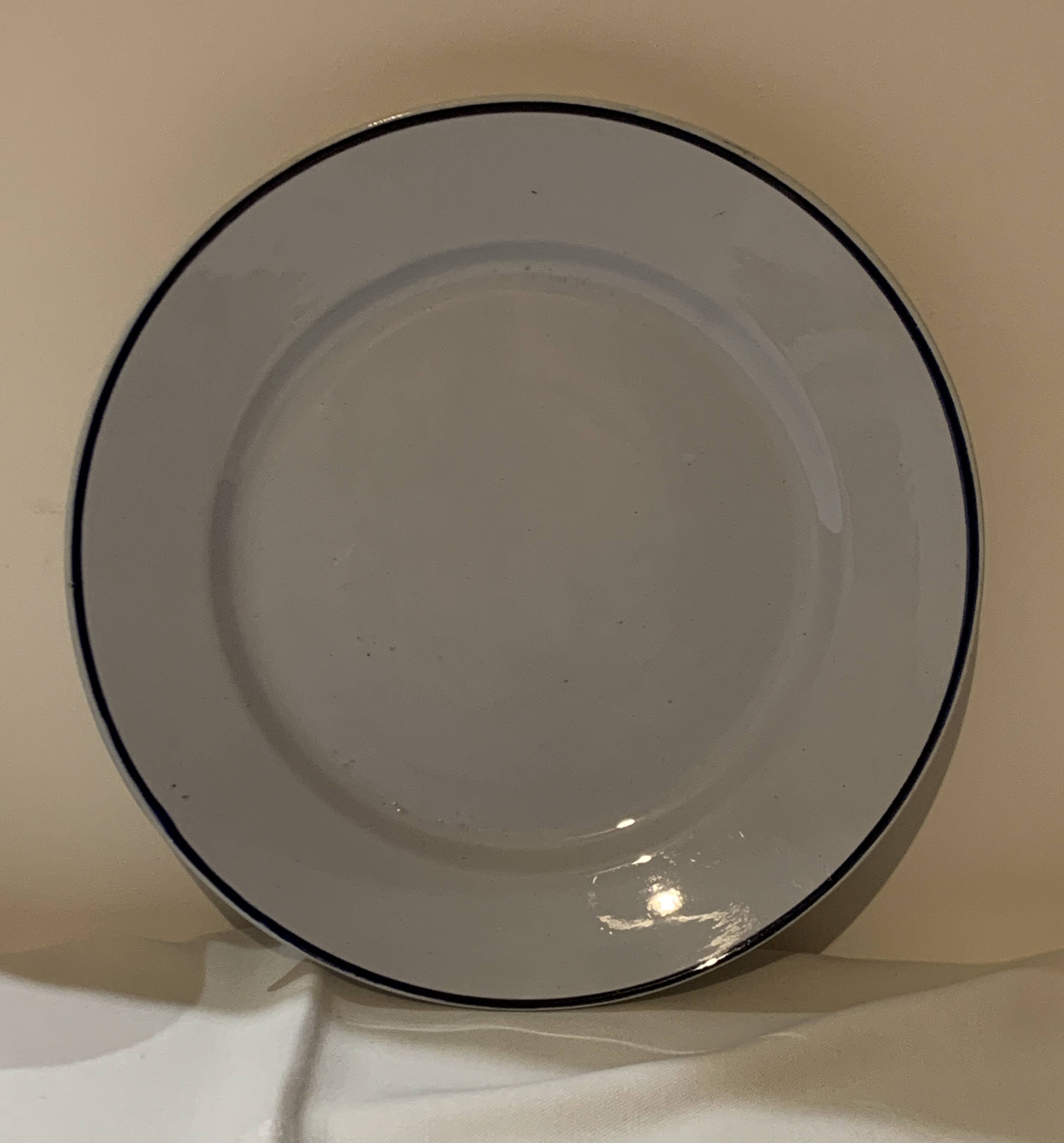 Round earthenware dish brand hbcm 1930