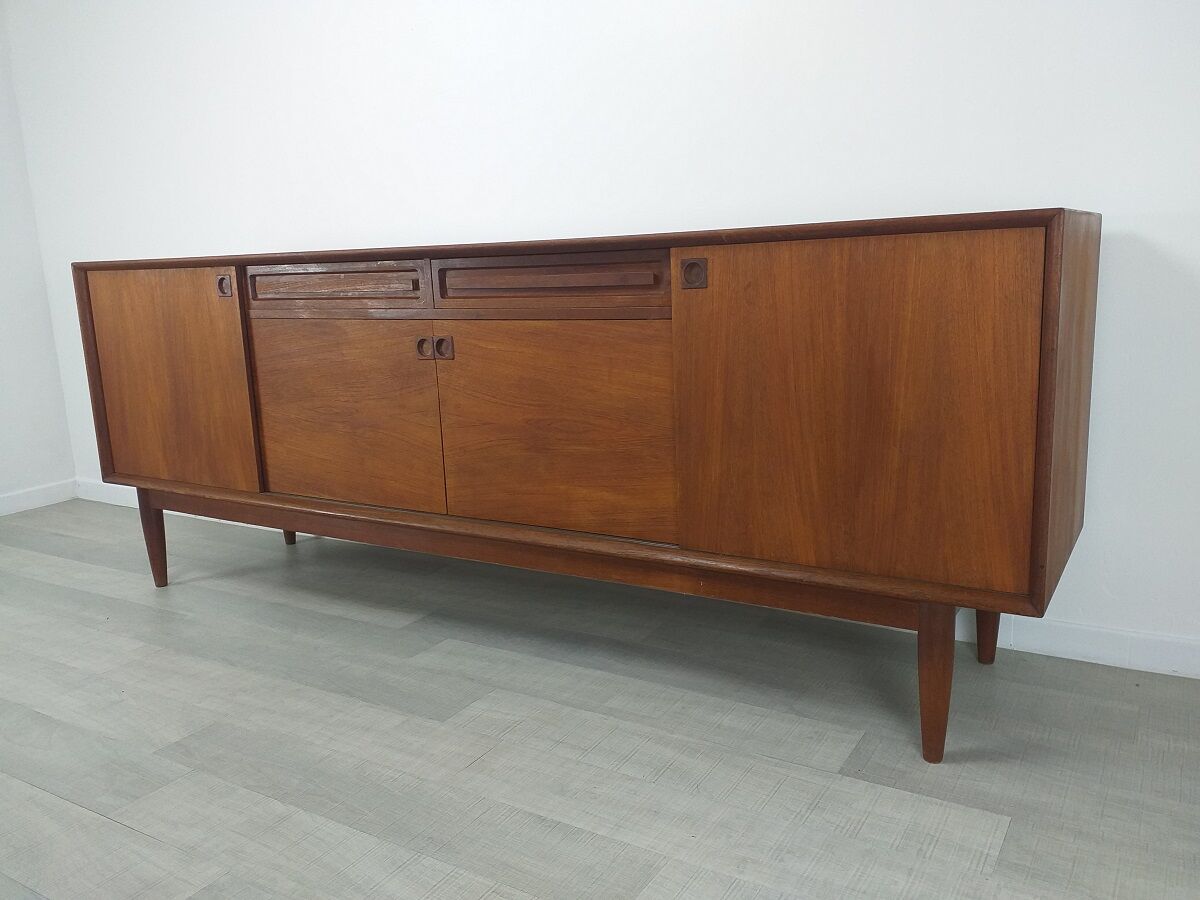 Scandinavian design sideboard E. Valentinsen 60