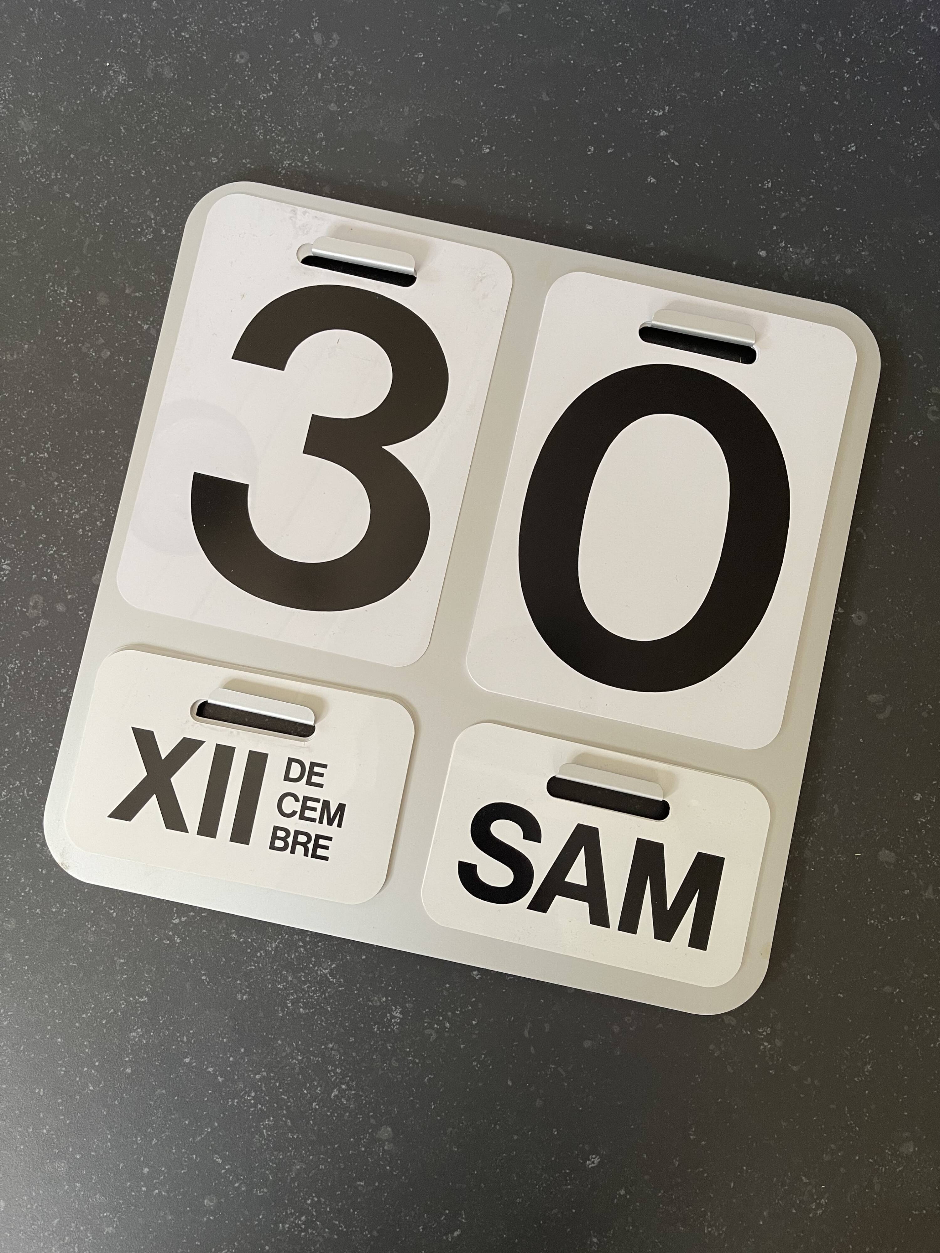 Danese perpetual calendar