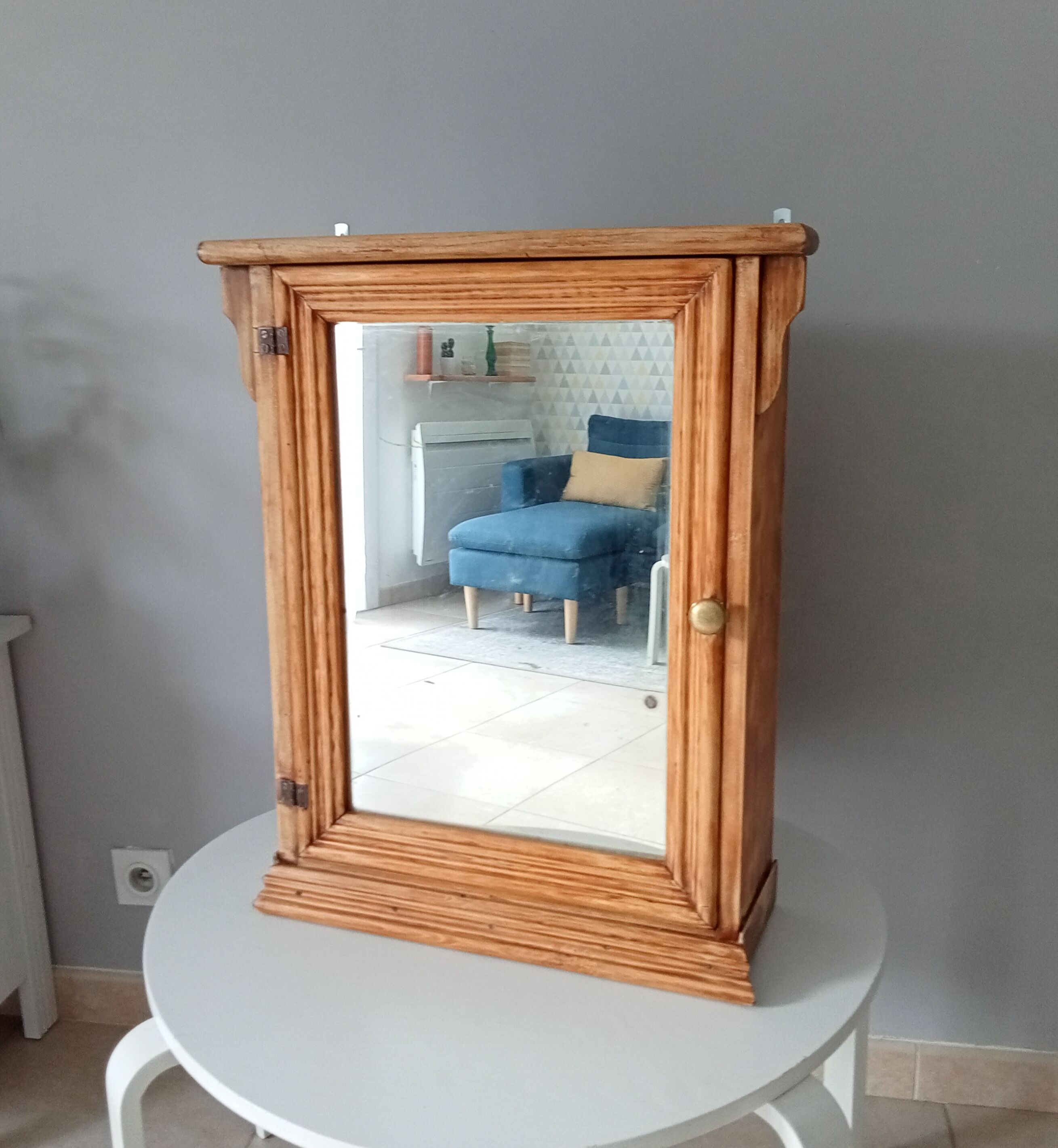 Art Deco medicine cabinet 40s/50s