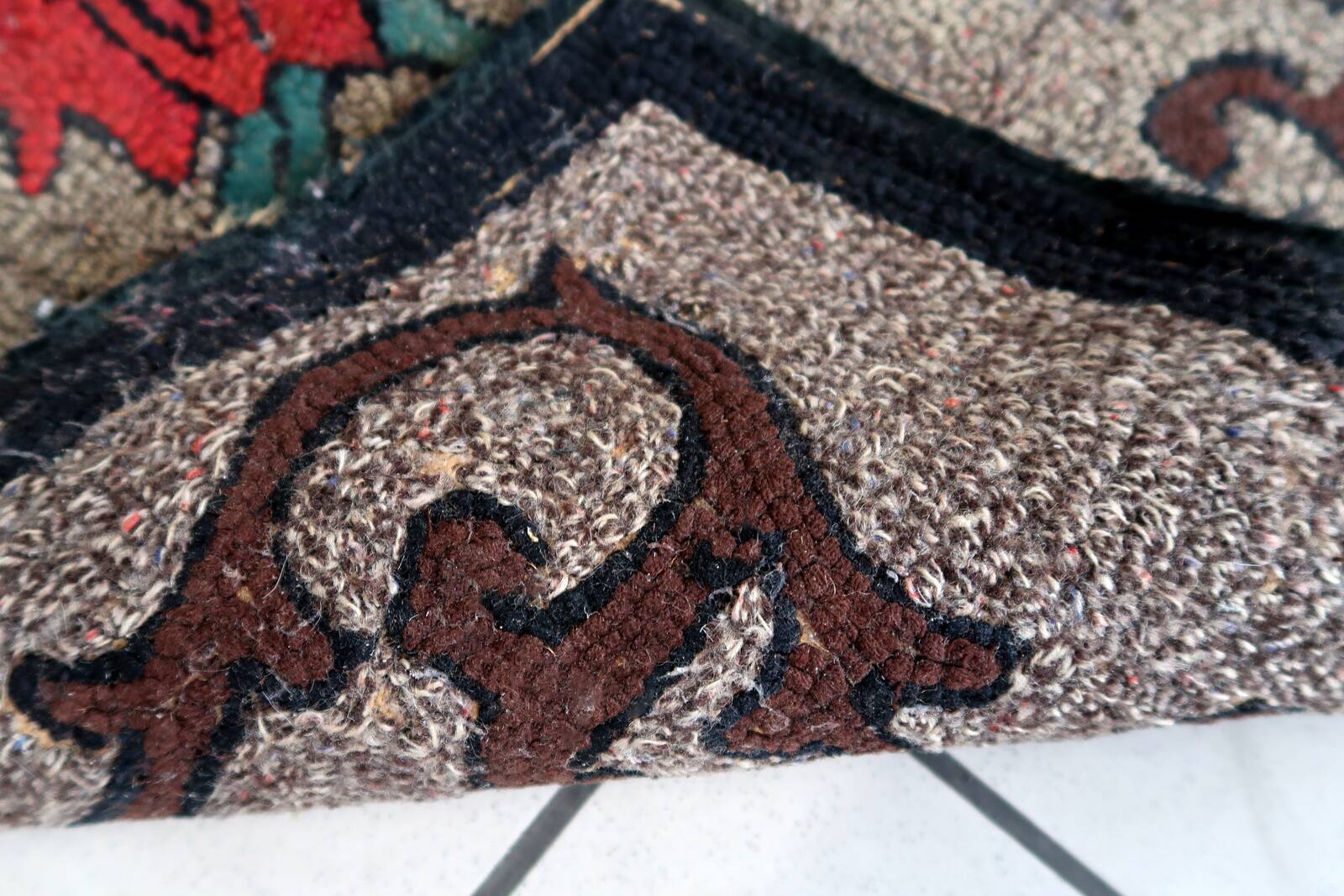 Tapis Hooked antique américain – 63 x 101 cm – Motif floral - 1C977