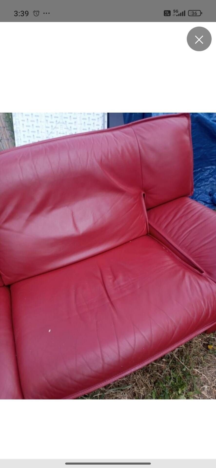 Three-seater sofa from the Italian brand Nicoletti Salotti (1980s).