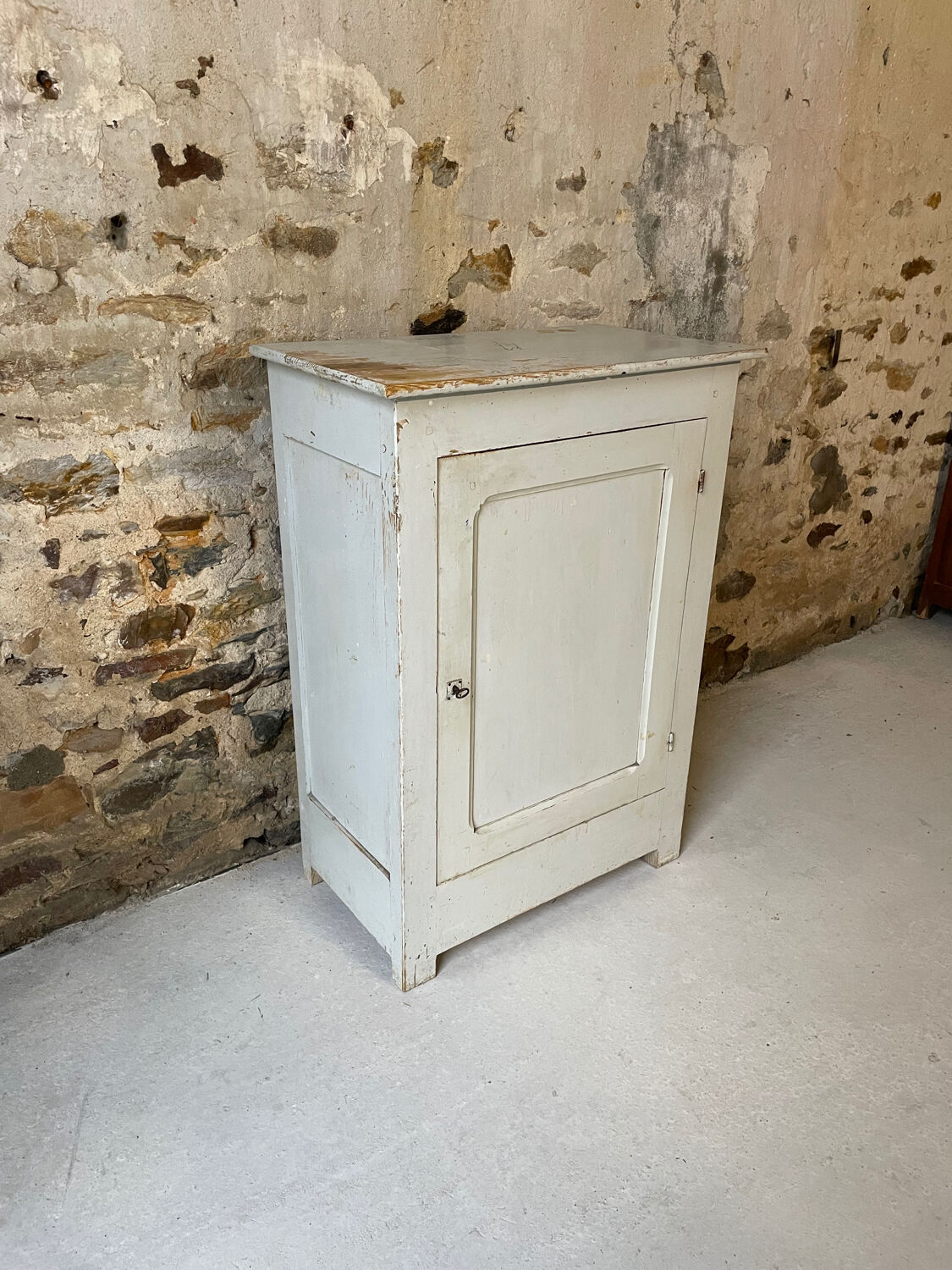 Small antique white patinated buffet
