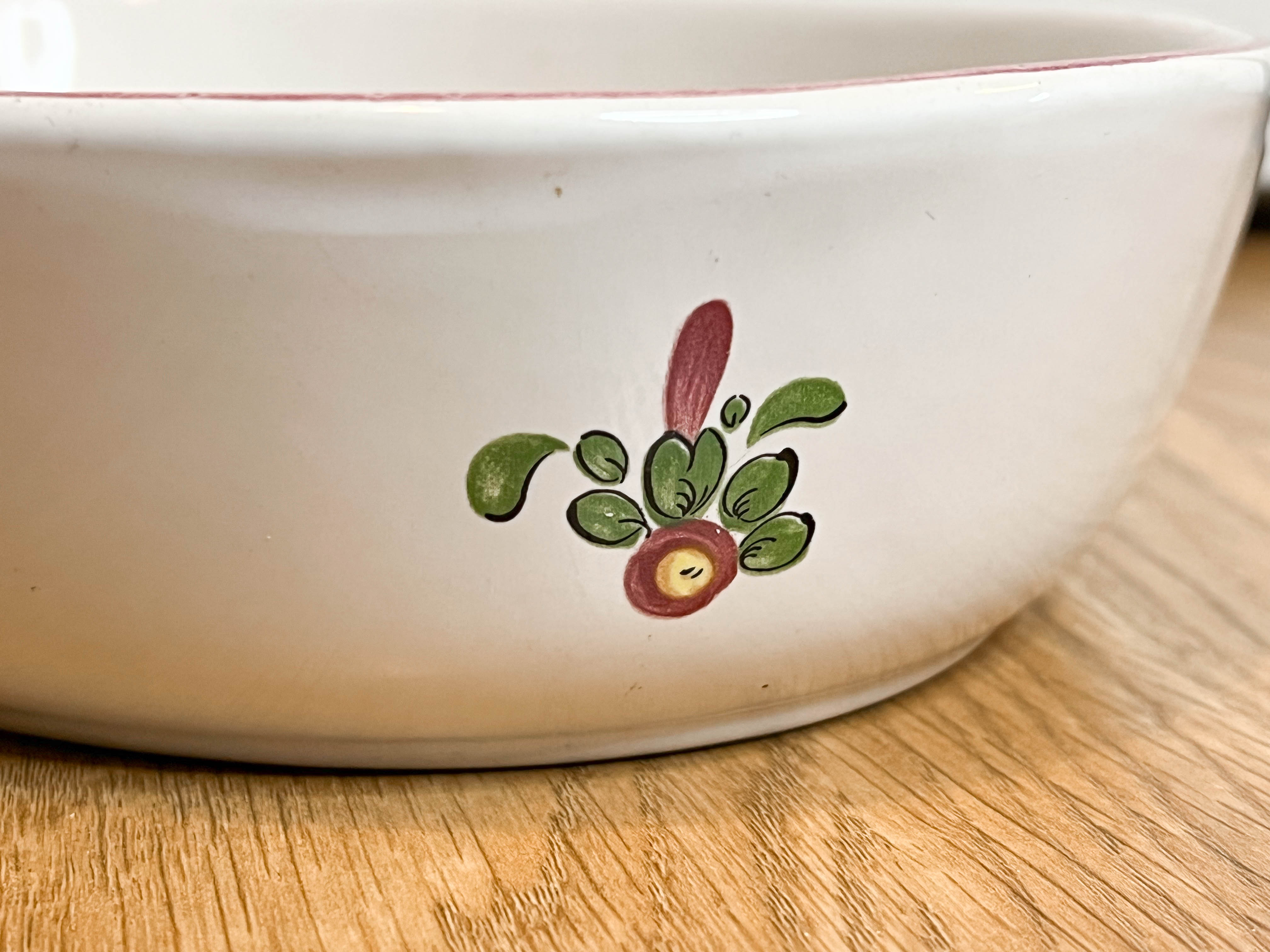 Plat en porcelaine décor coq