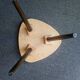 Table d'appoint tripode