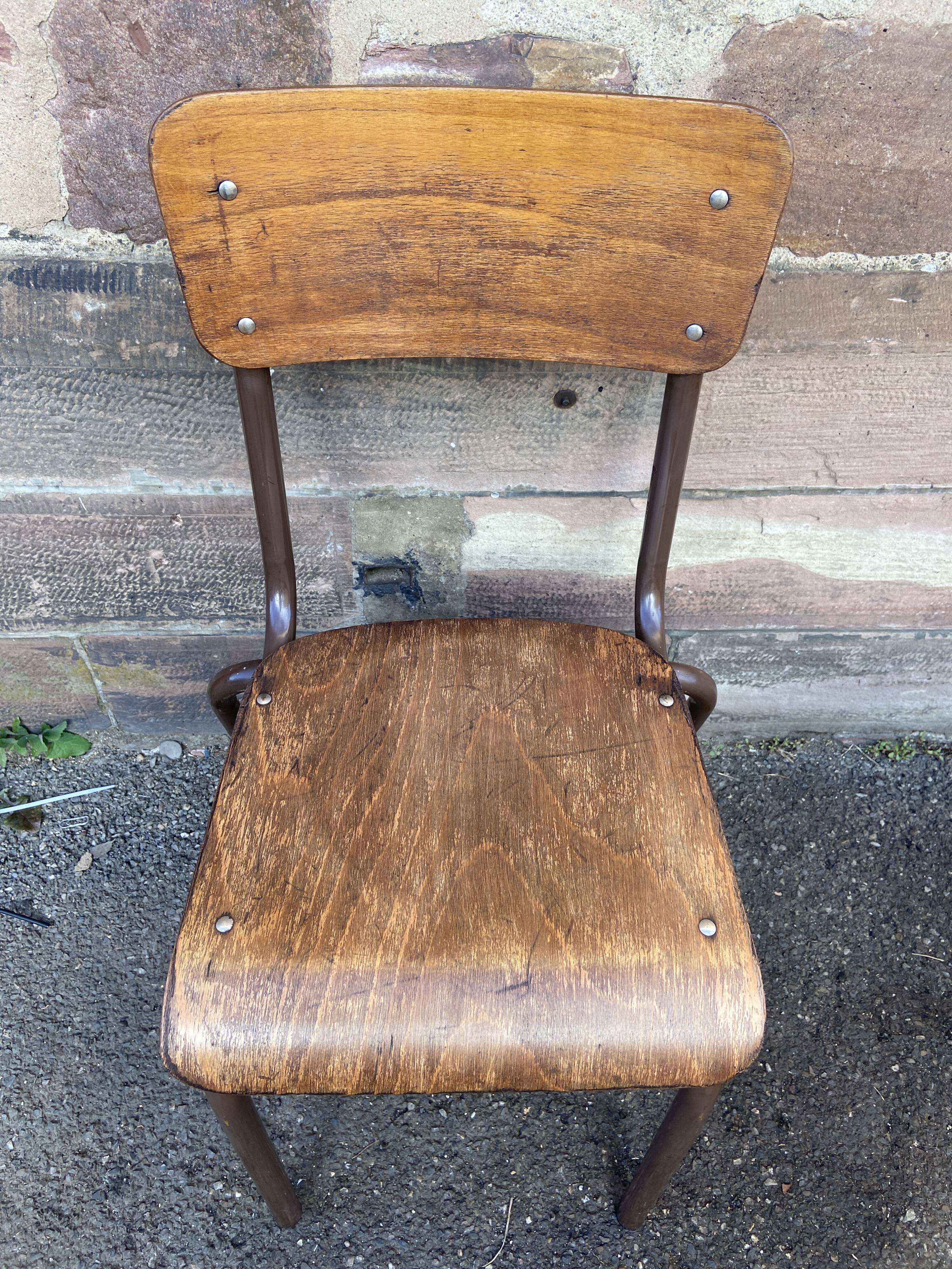 Set of 4 industrial chairs vintage school communities mullca 60s