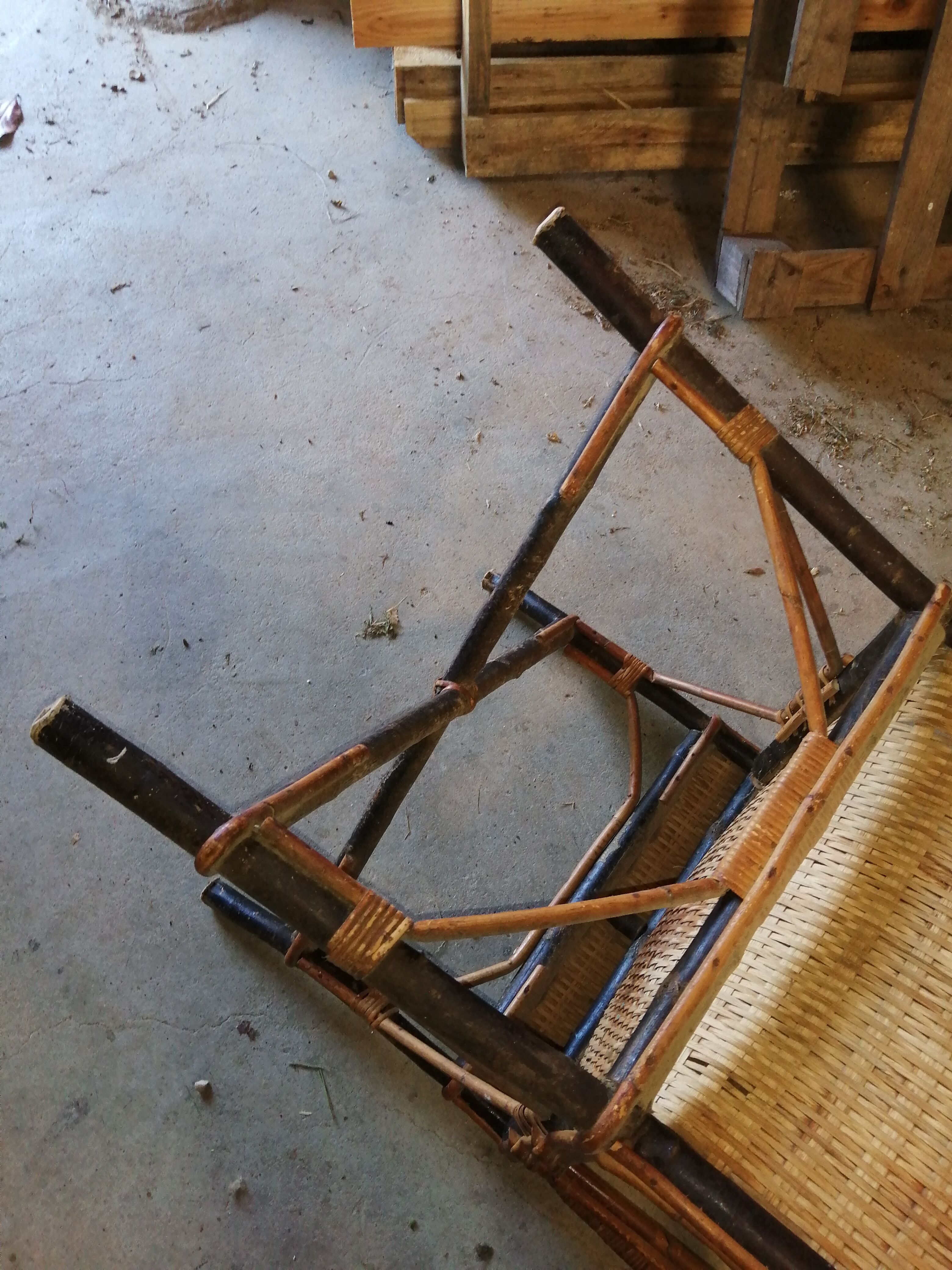 Vintage rattan / osier armchair