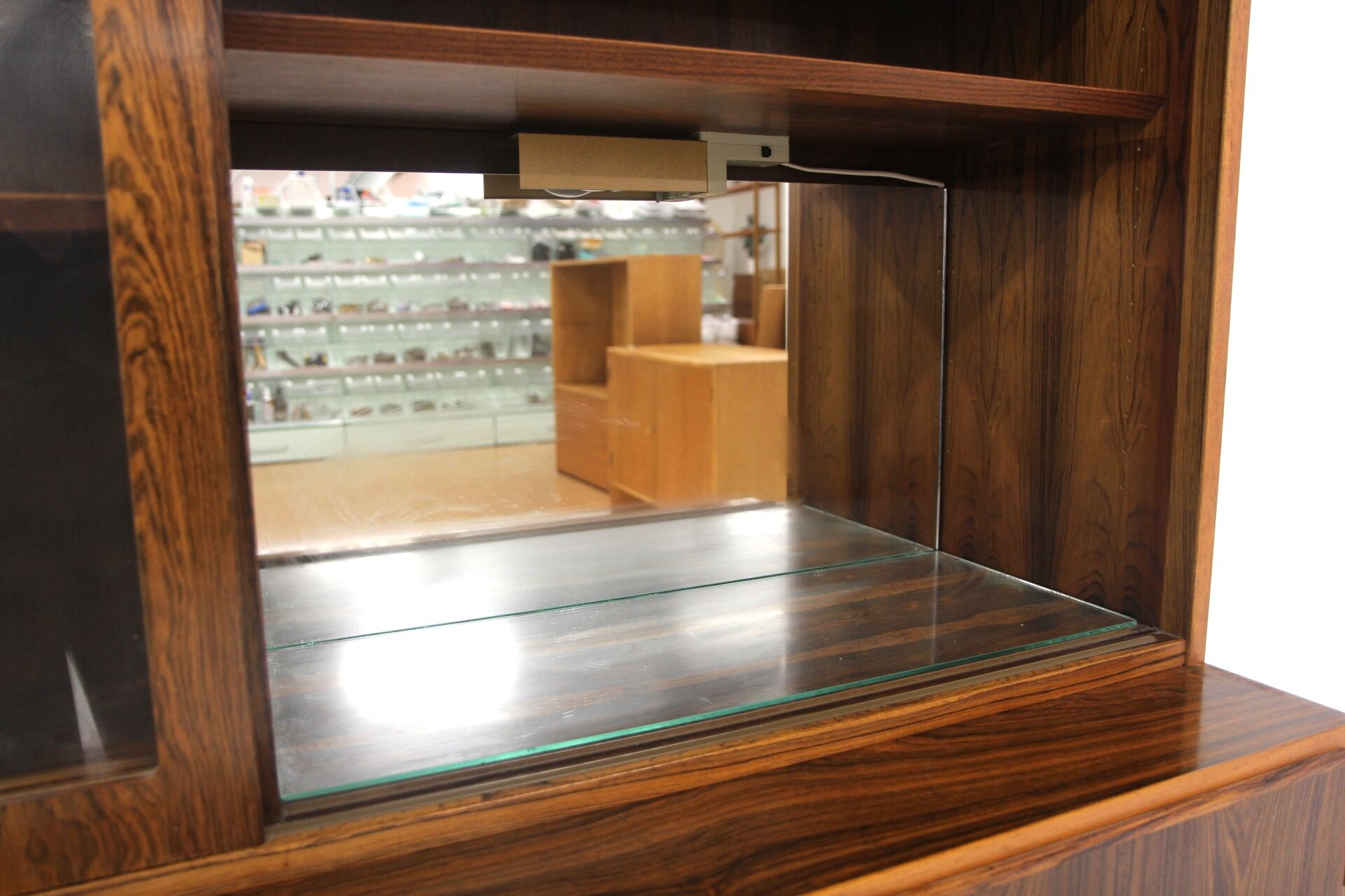 Rosewood cabinet/display case, Poul Hundevad, Denmark, 1960