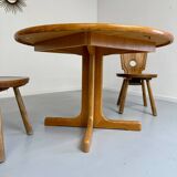 Antique round Scandinavian dining table from the 70s with 1 solid wood extension