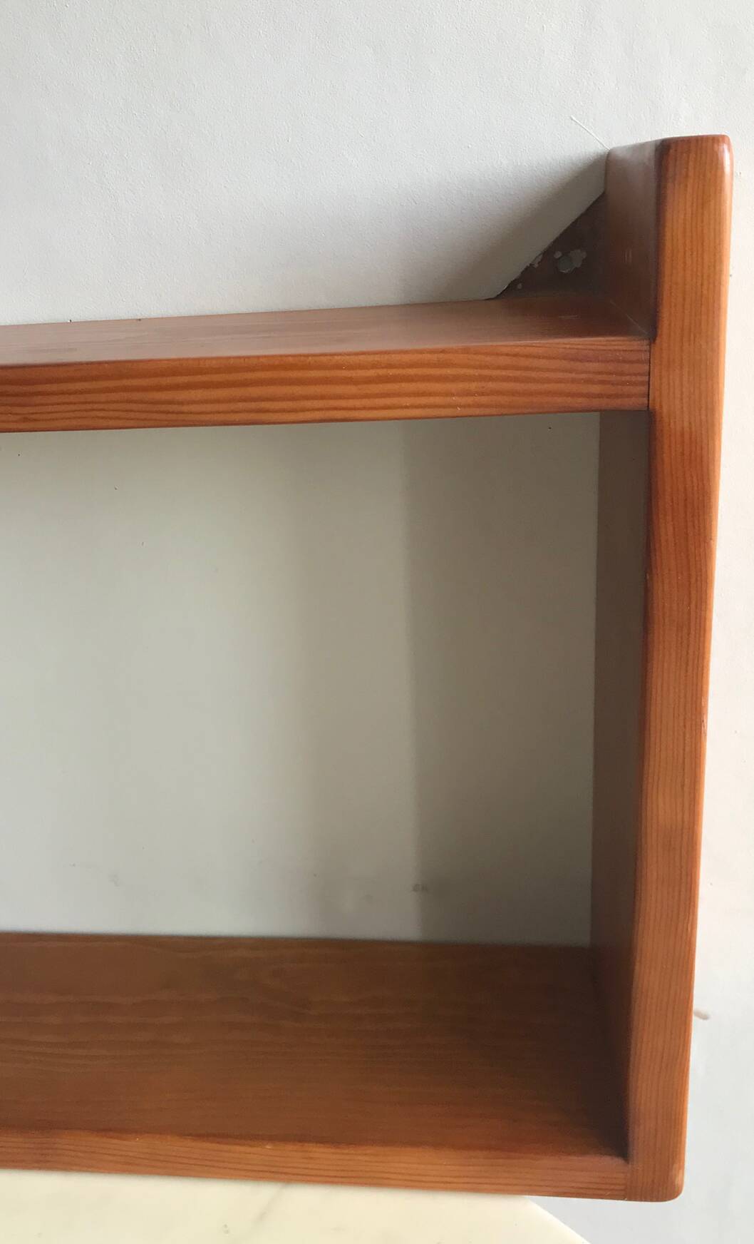 Wall shelf in elm, 1980s