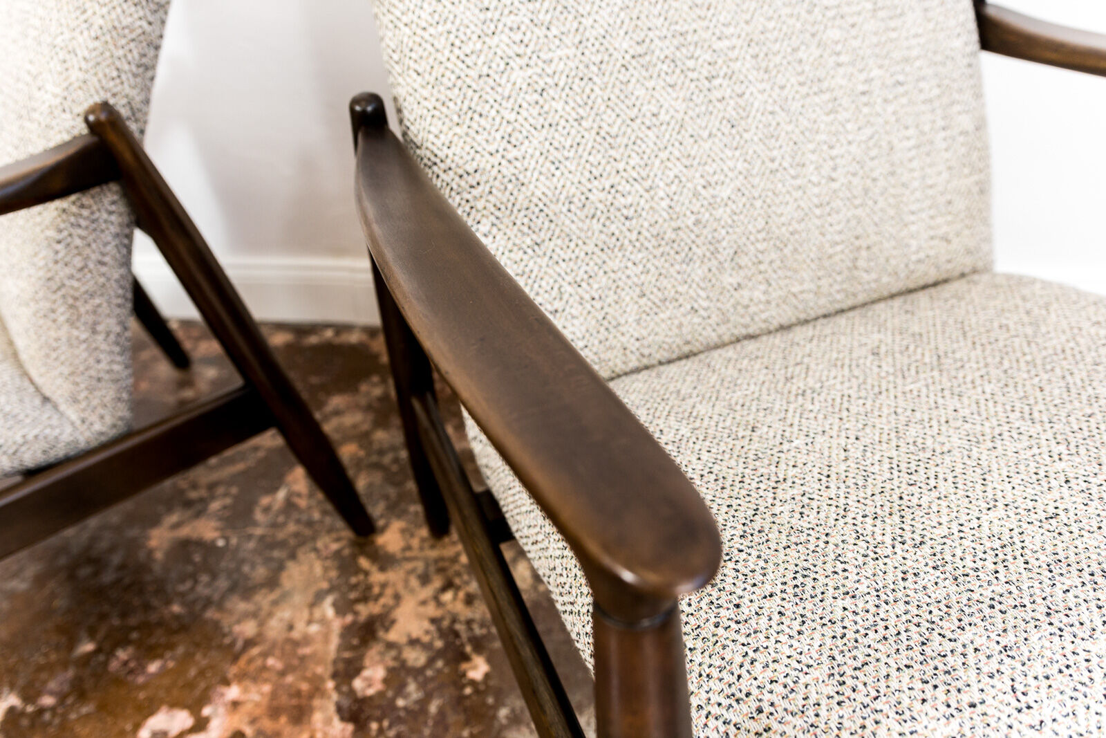 Pair of restored vintage GFM-64 armchairs by Edmund Homa, 1960s