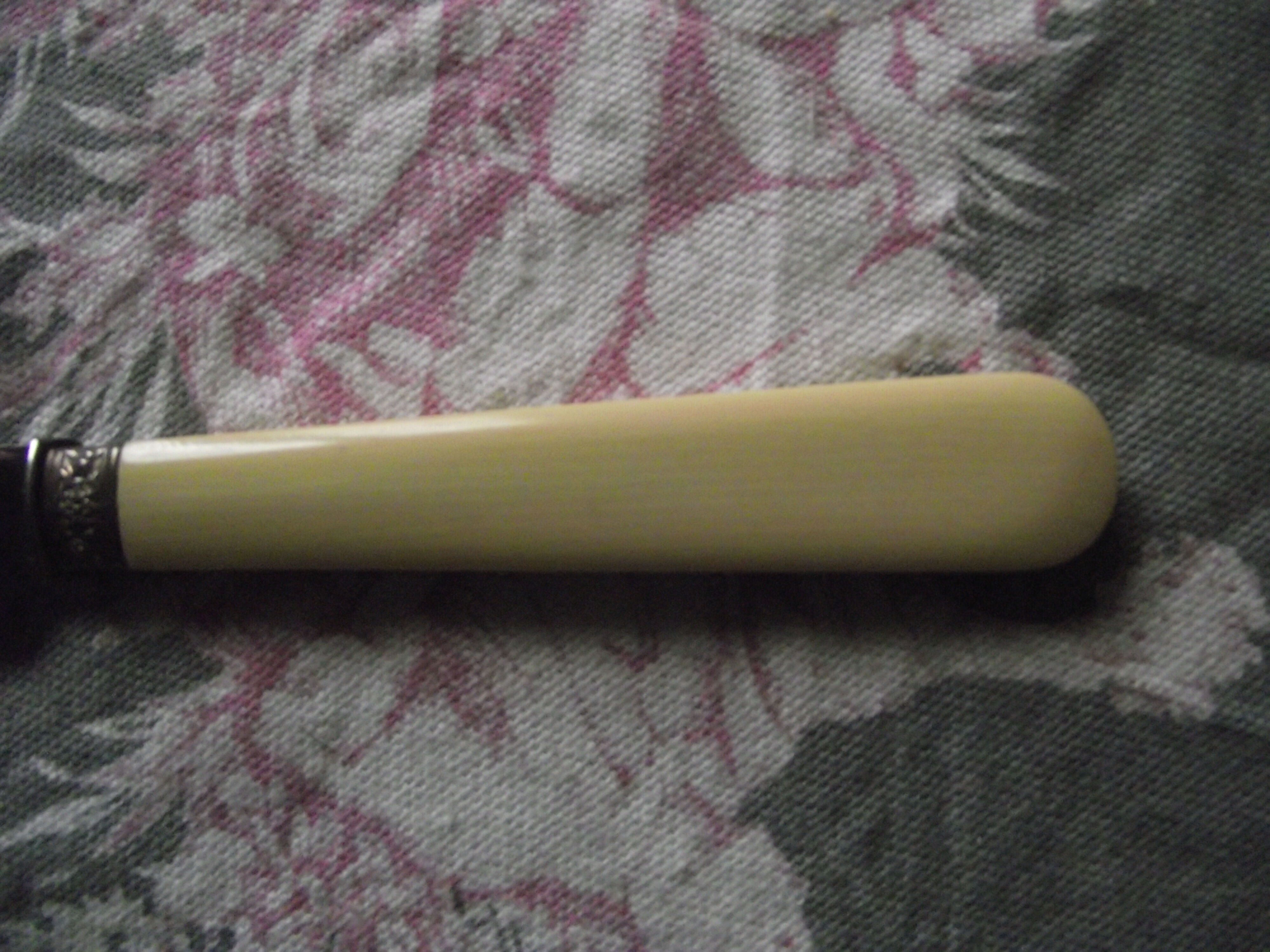 Set of 10 dessert knives or silver cheese from Boulenger.