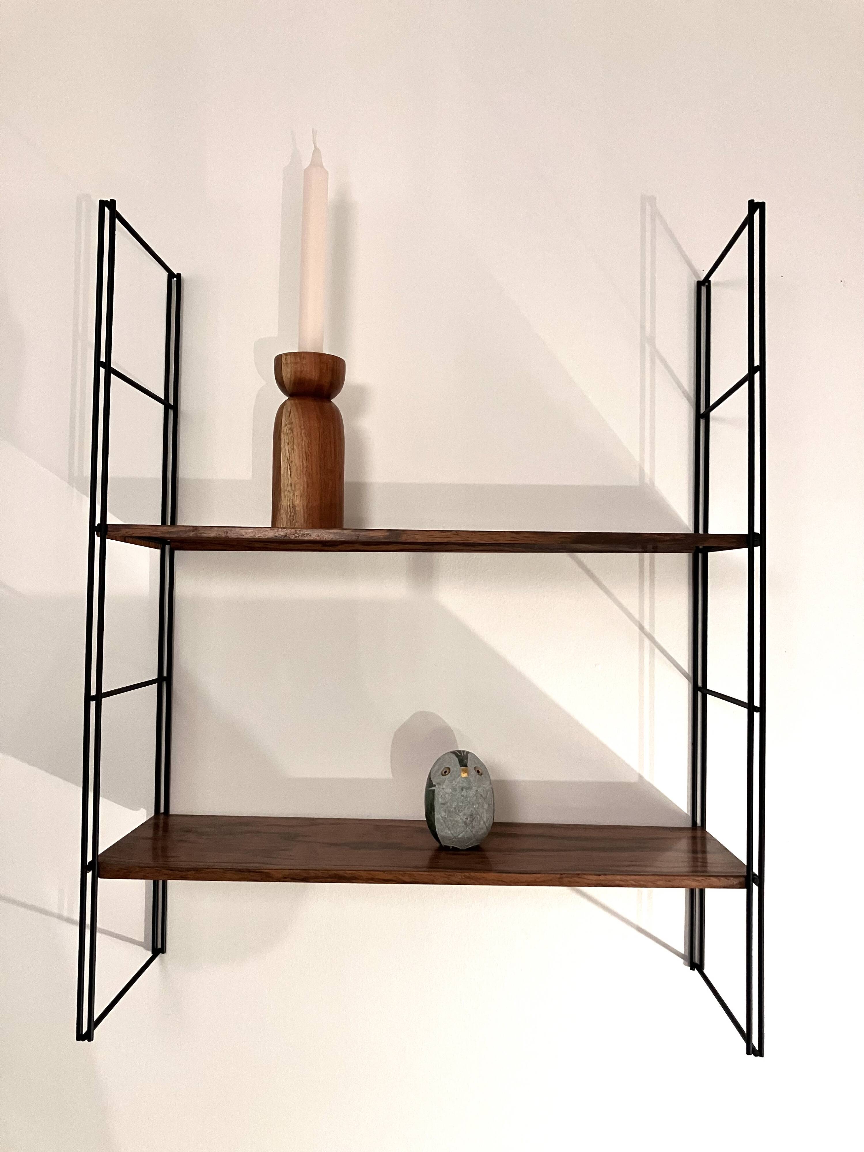 String metal shelf with wood effect