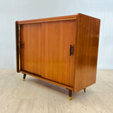 Cabinet with sliding doors