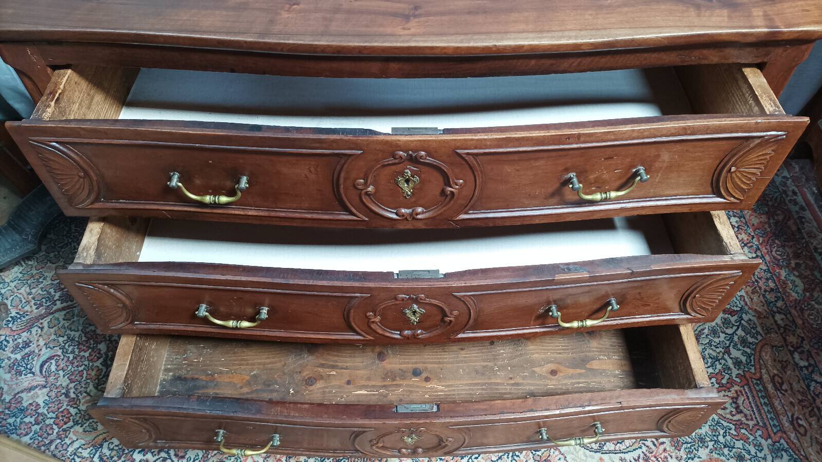 Louis XV walnut chest of drawers