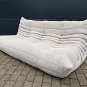 Ligne Roset Togo 3 places, 2 places et d'angle en velours côtelé beige