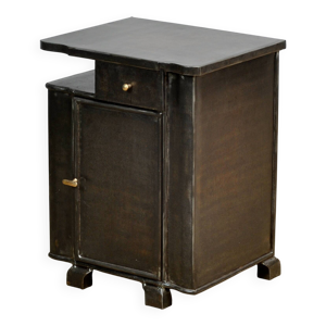 Table de chevet en fer, - vers