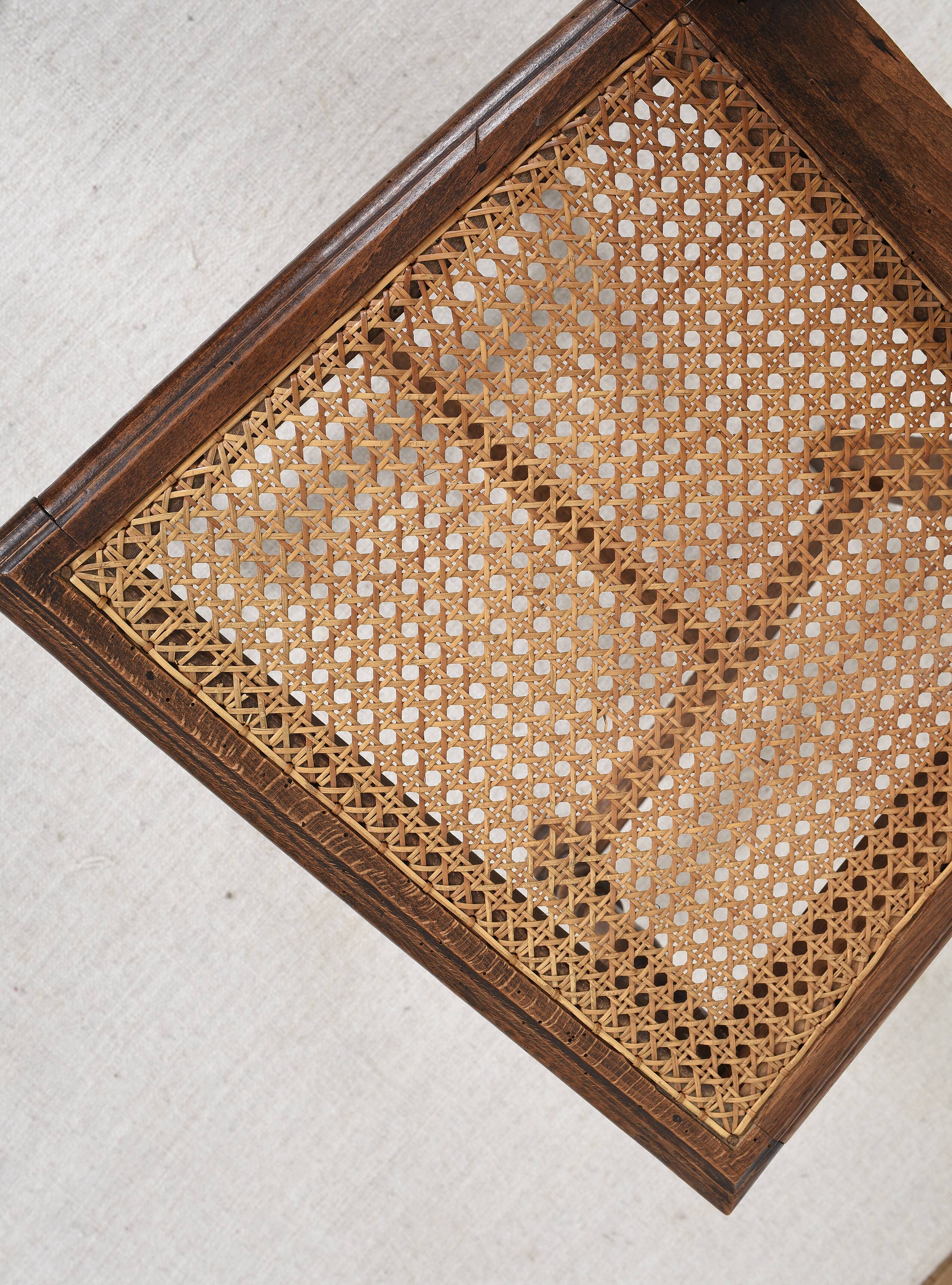 Chaises cannées, style Louis XIII