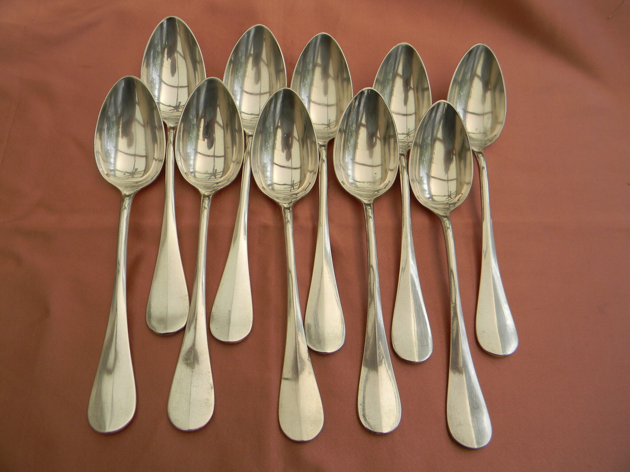Set of 10 cutlery in silver white metal