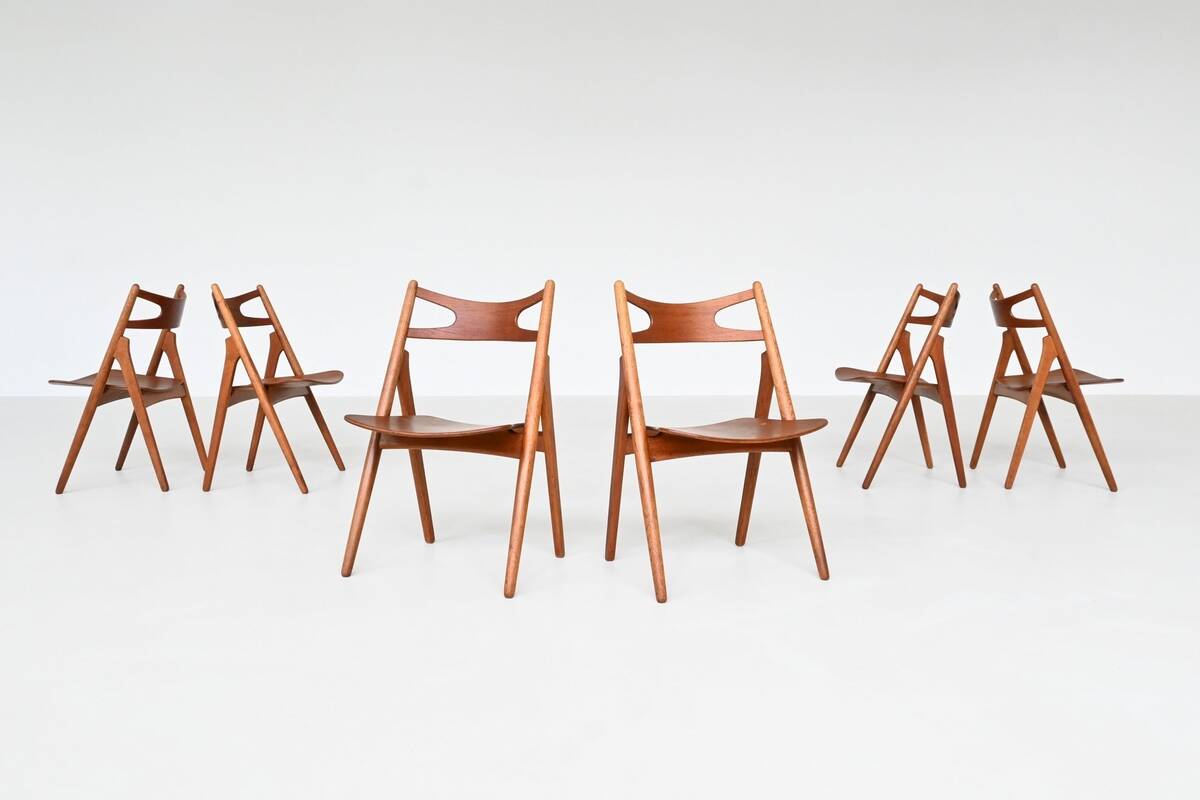 Hans Wegner Sawbuck CH29 dining chairs Carl Hansen & Son Denmark 1952