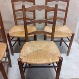 Lot of mulched chairs