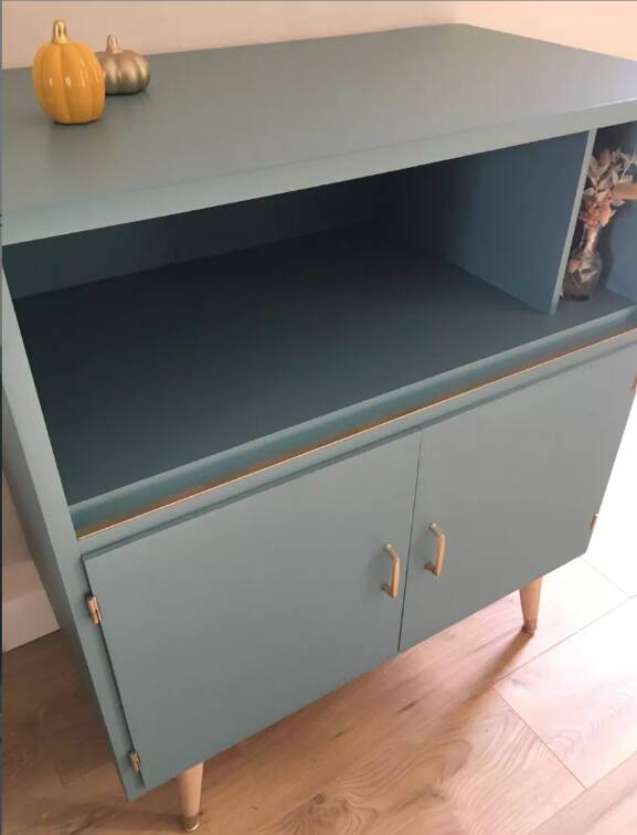 Storage furniture, sideboard