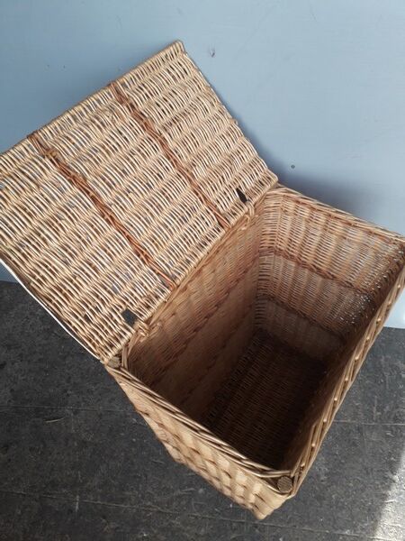 Chest 65cm basket basket rattan wicker period 1960