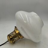 White opaline suspension