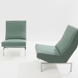 Pierre Paulin pair of CM236 satin chrome armchairs from 1960.