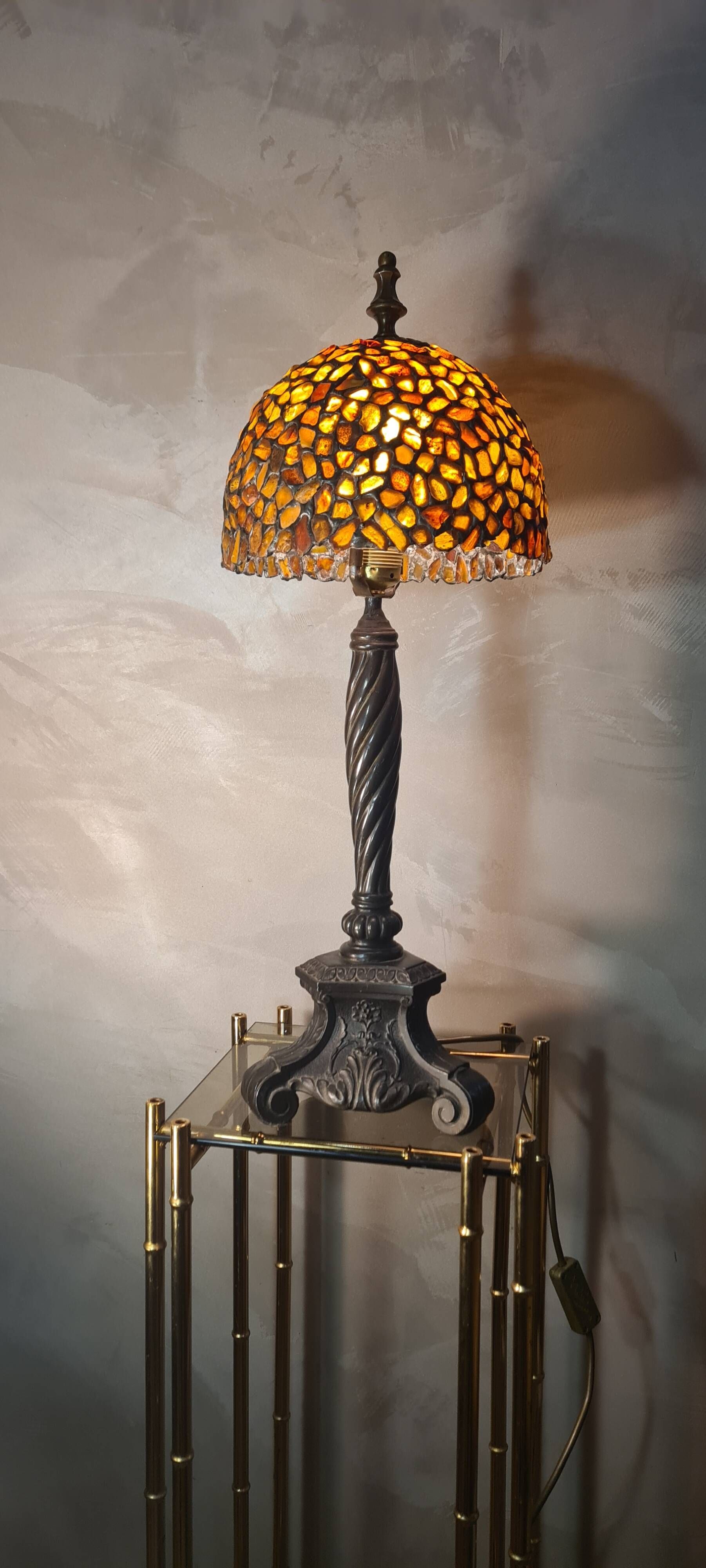 Large american art nouveau lamp with tiffany amber lampshade 61x23