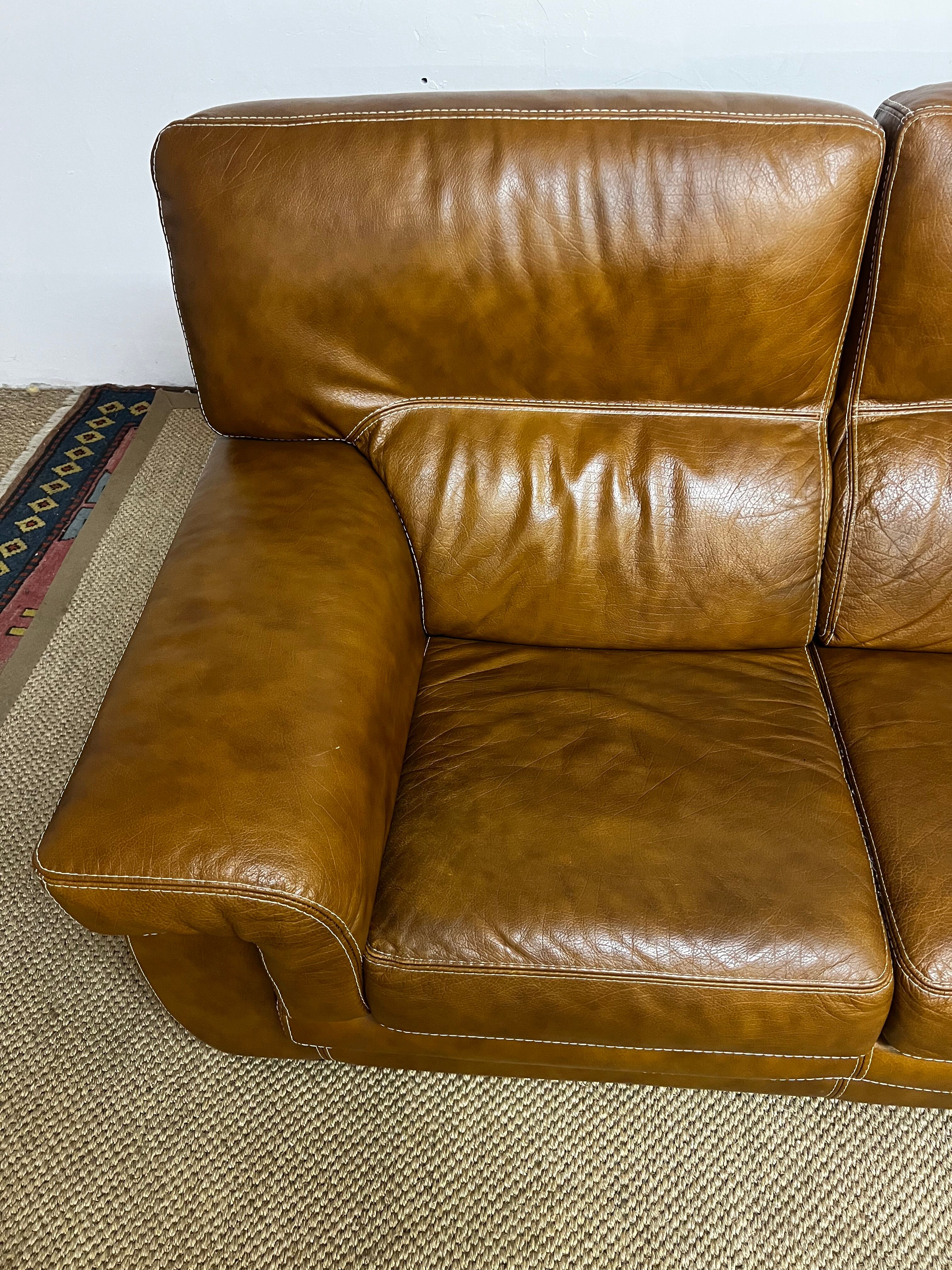 2-seater leather sofa