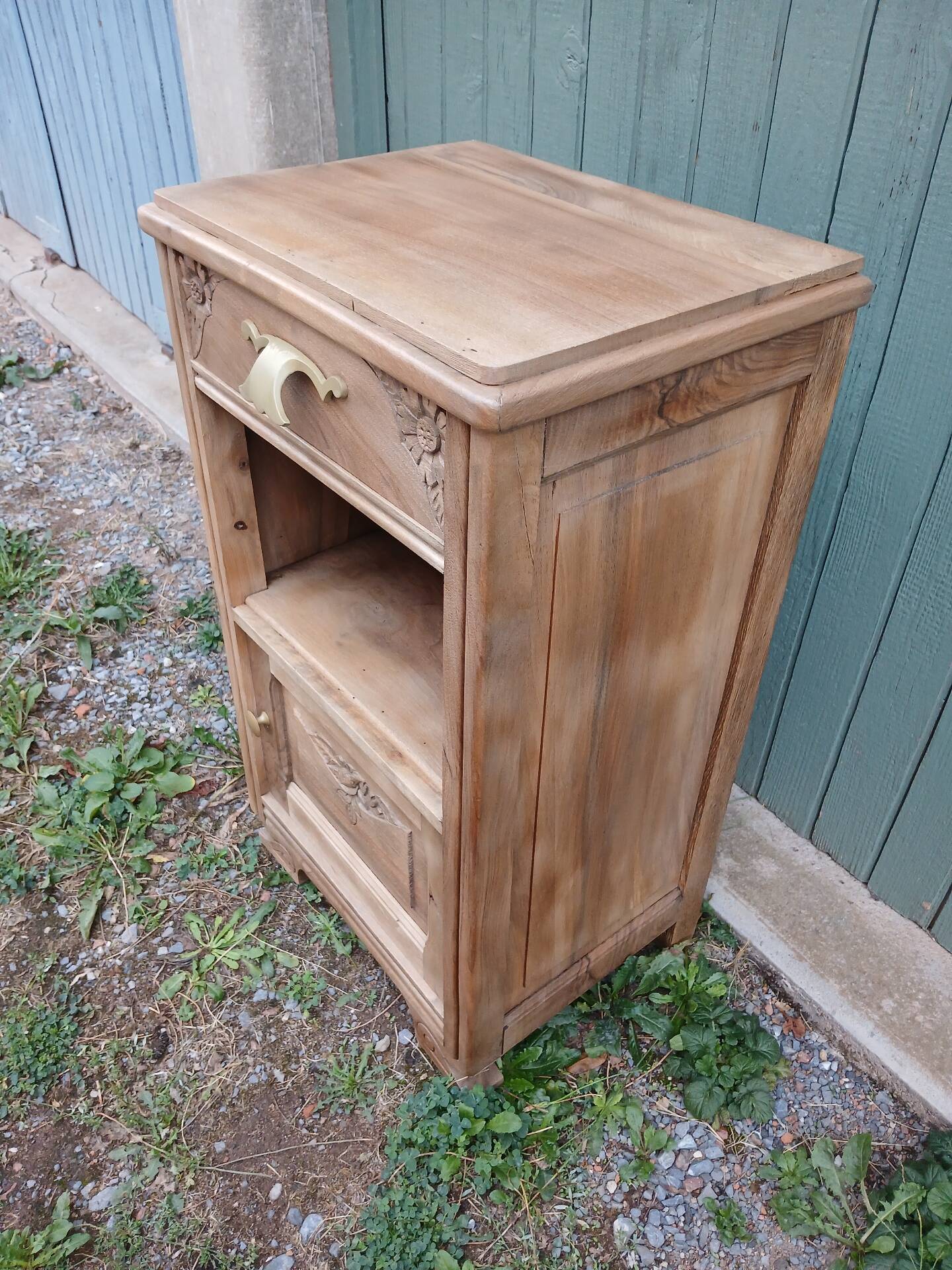 Small piece of furniture/ antique bedside table