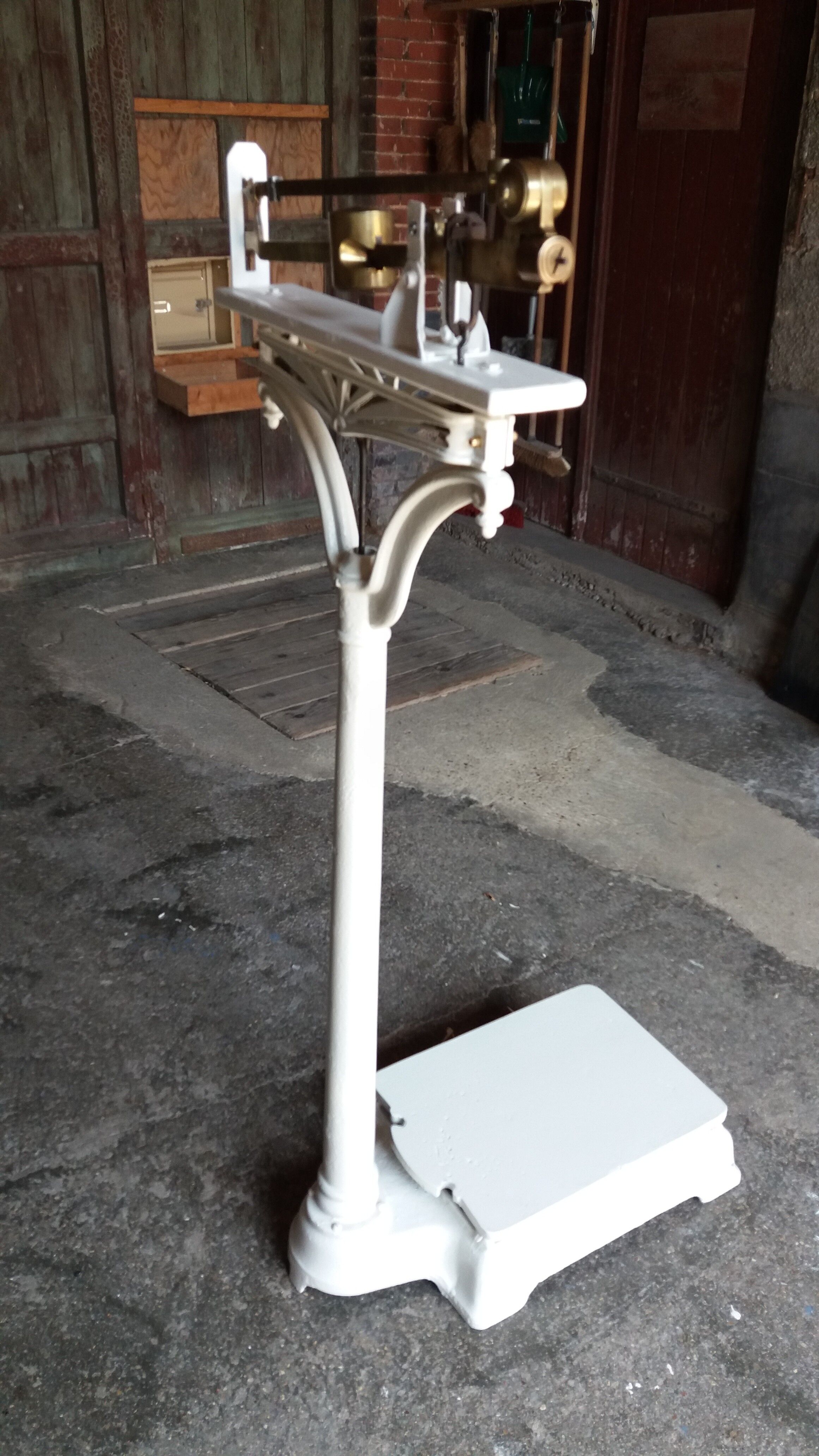 Weighs cast iron person