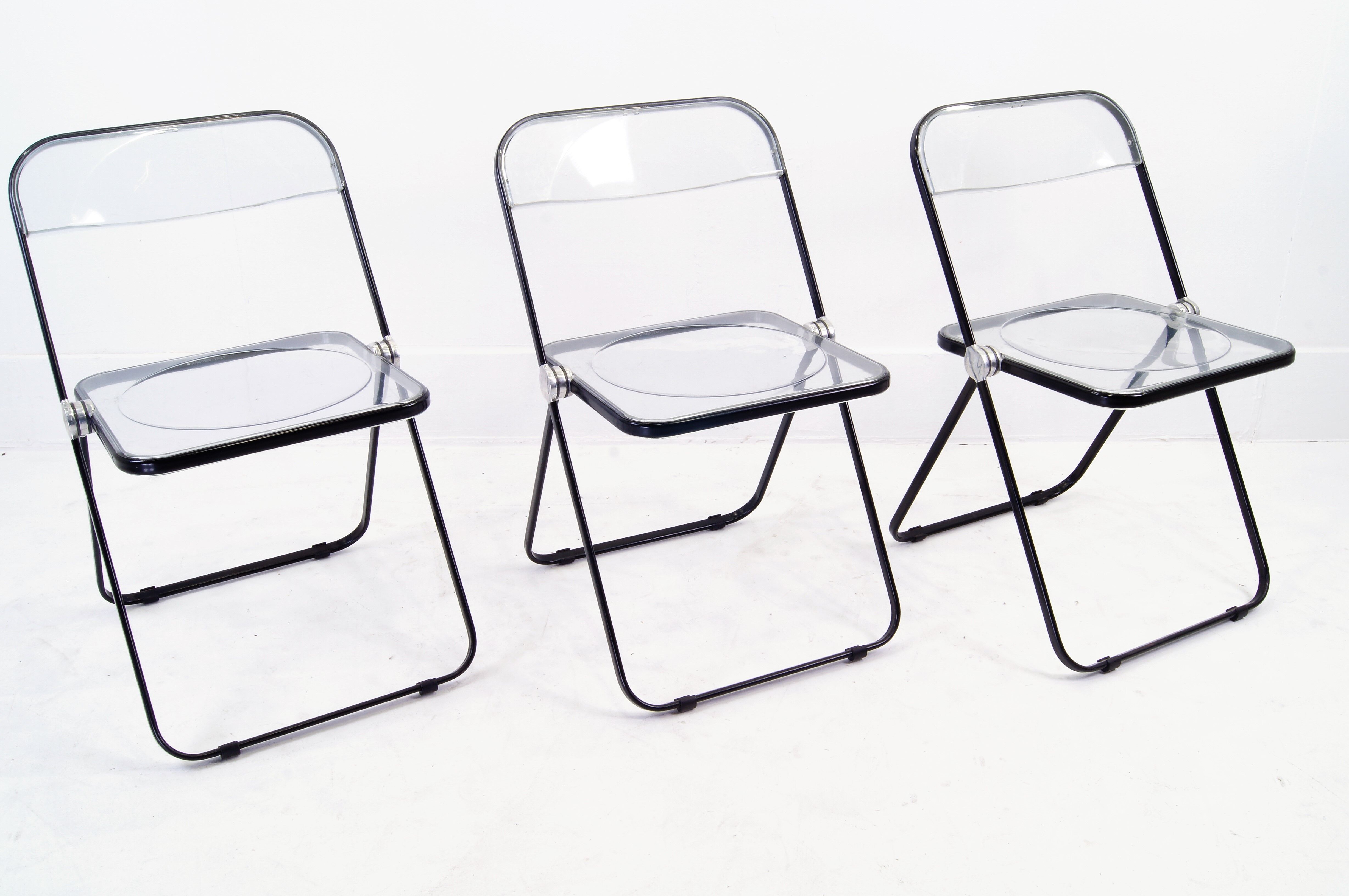 Suite de 3 chaises Plia Giancarlo Piretti pour Castelli