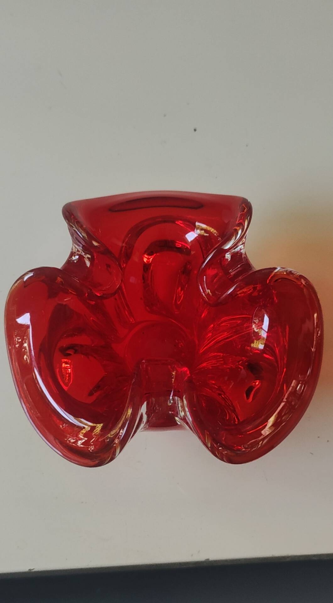 Murano Ashtray/Tray. Organic floral shape. Ruby red, 14cm.