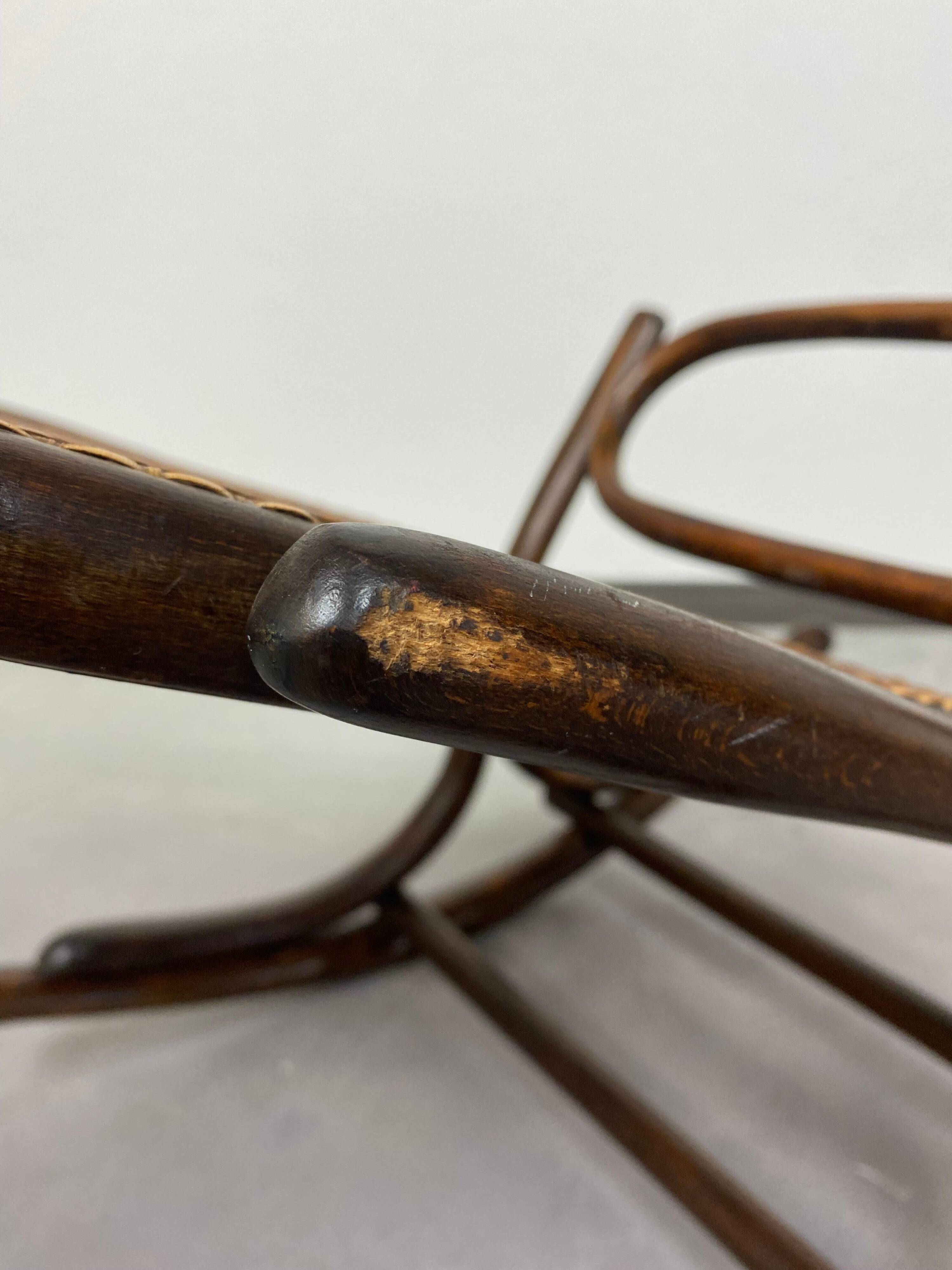 Repose-pieds à bascule Thonet
