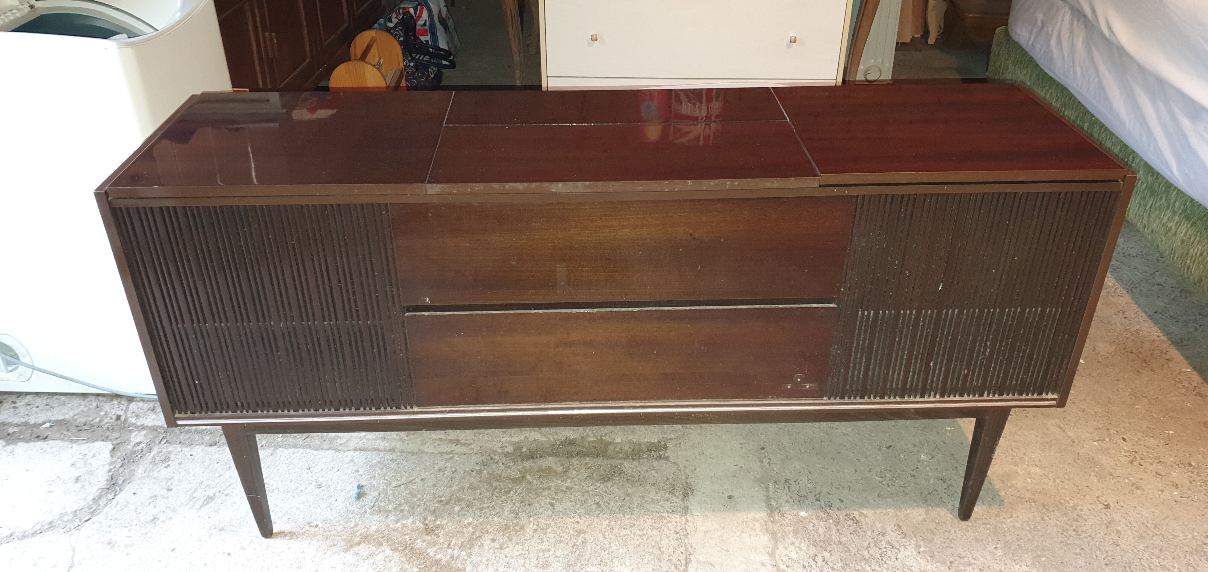 Hi-fi vintage grundig record player furniture