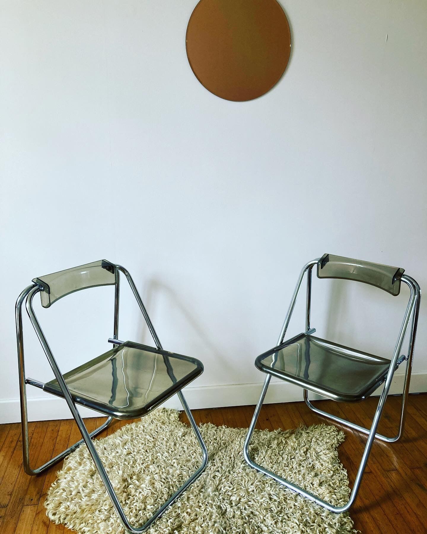 Plexi folding chairs