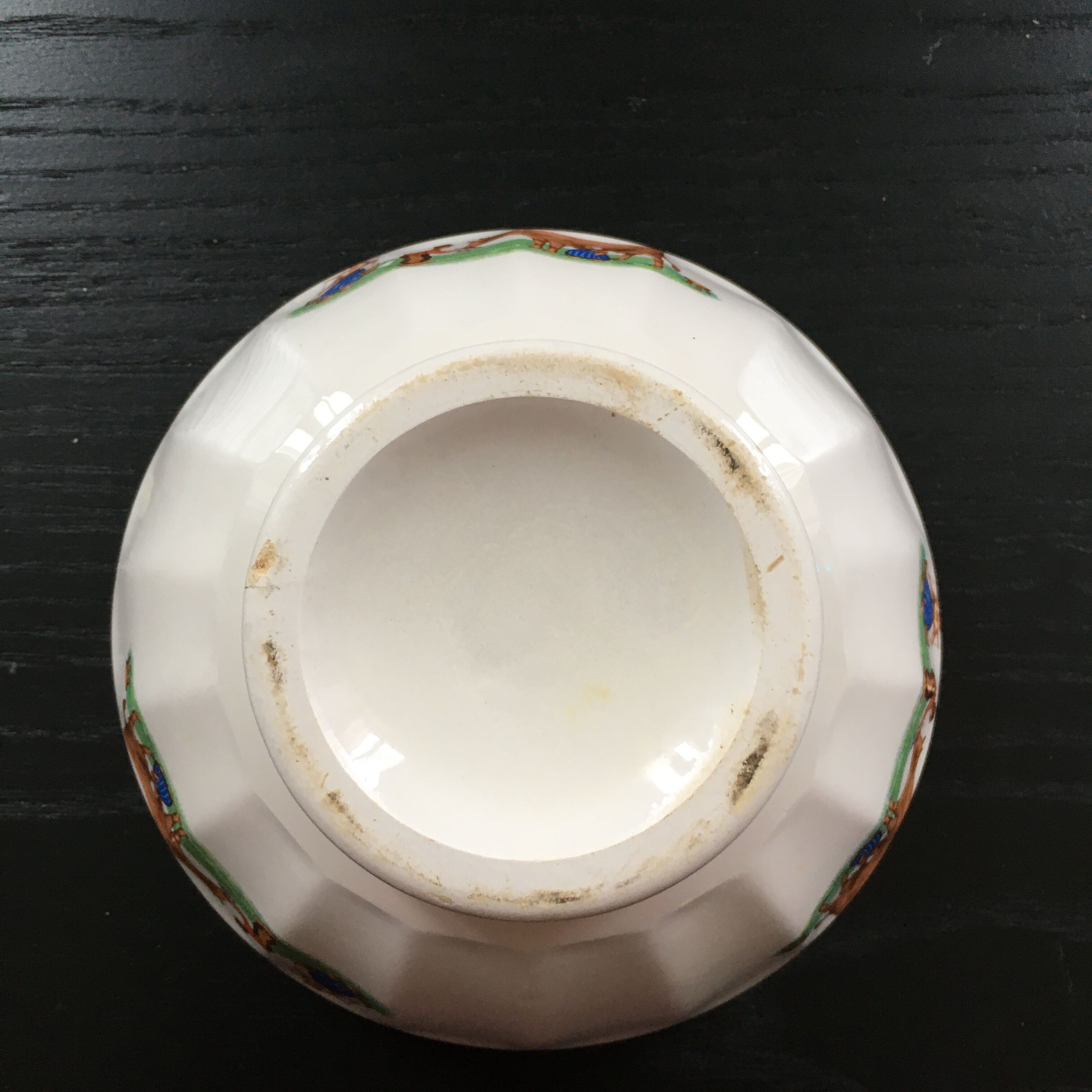 Bol ancien en porcelaine