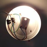 Square ceiling light in transparanting chiseled glass