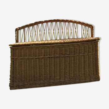 Wicker box